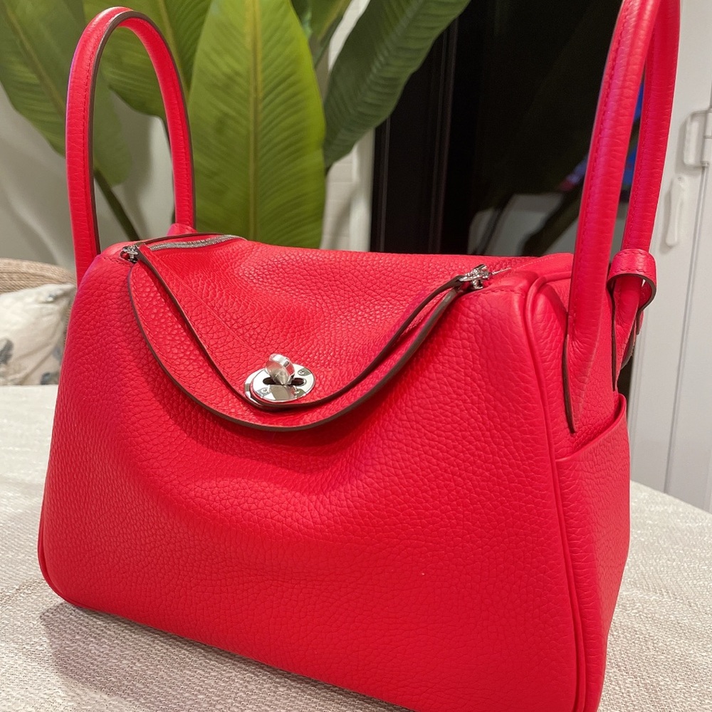Brand New Hermès Lindy S3 size 26 - Picture 2 of 2